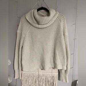 Collar roll neck sweater
